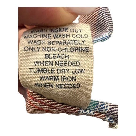 Modern Amusement Flannel Button Down Medium - Picture 12 of 12